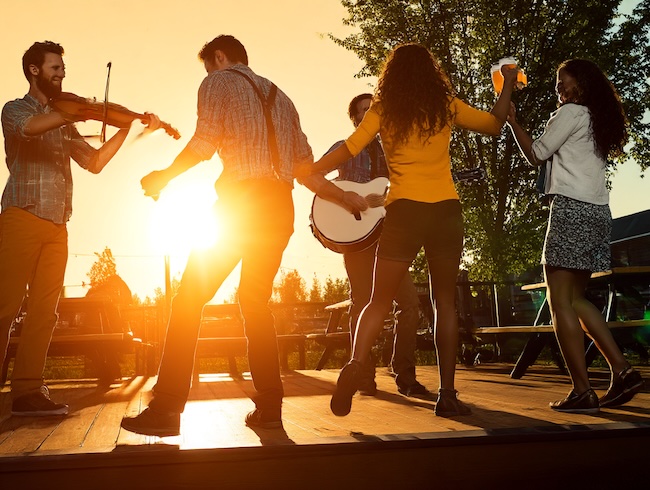Ohio breweries featuring live music